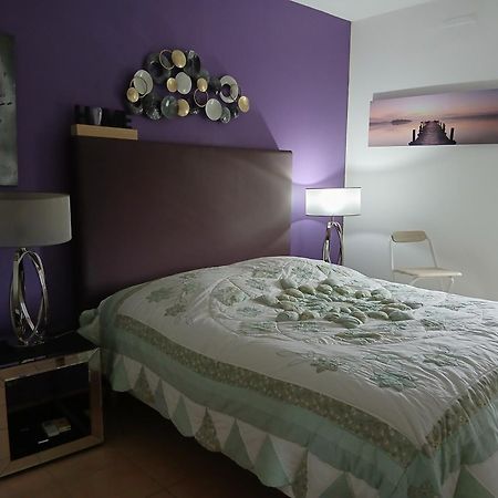 Location Chambre 2 Personnes Chez Angela Cannes Ruang foto